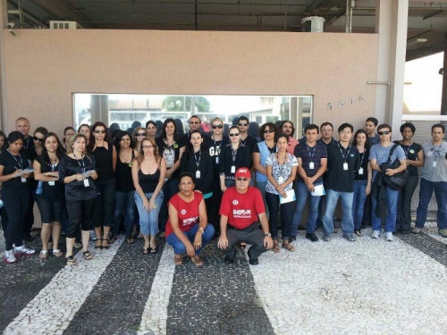 Trabalhadores (as) da Cobra Tecnologia rejeitam proposta Trabalhadores (as) da Cobra Tecnologia rejeitam proposta
